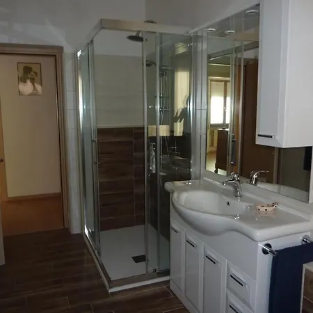 Casa Luna' Mit Wasserblick By Interhome Apartament